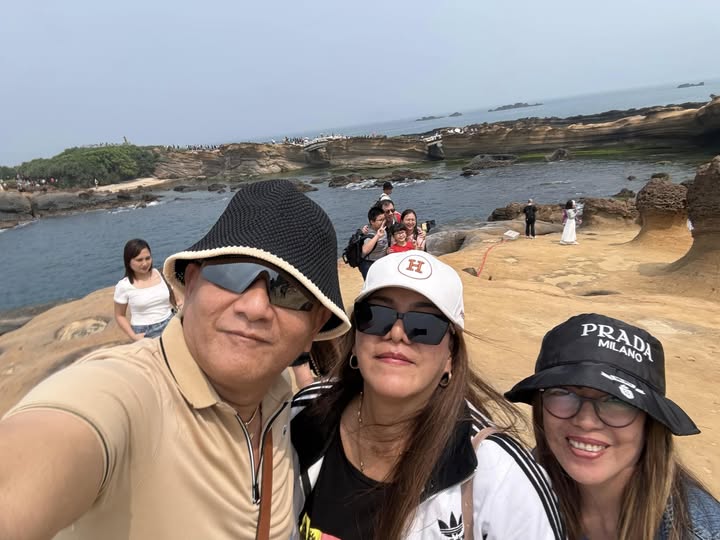 🌊 Sculpted by Nature: Our Visit to Yehliu Geopark, Taiwan