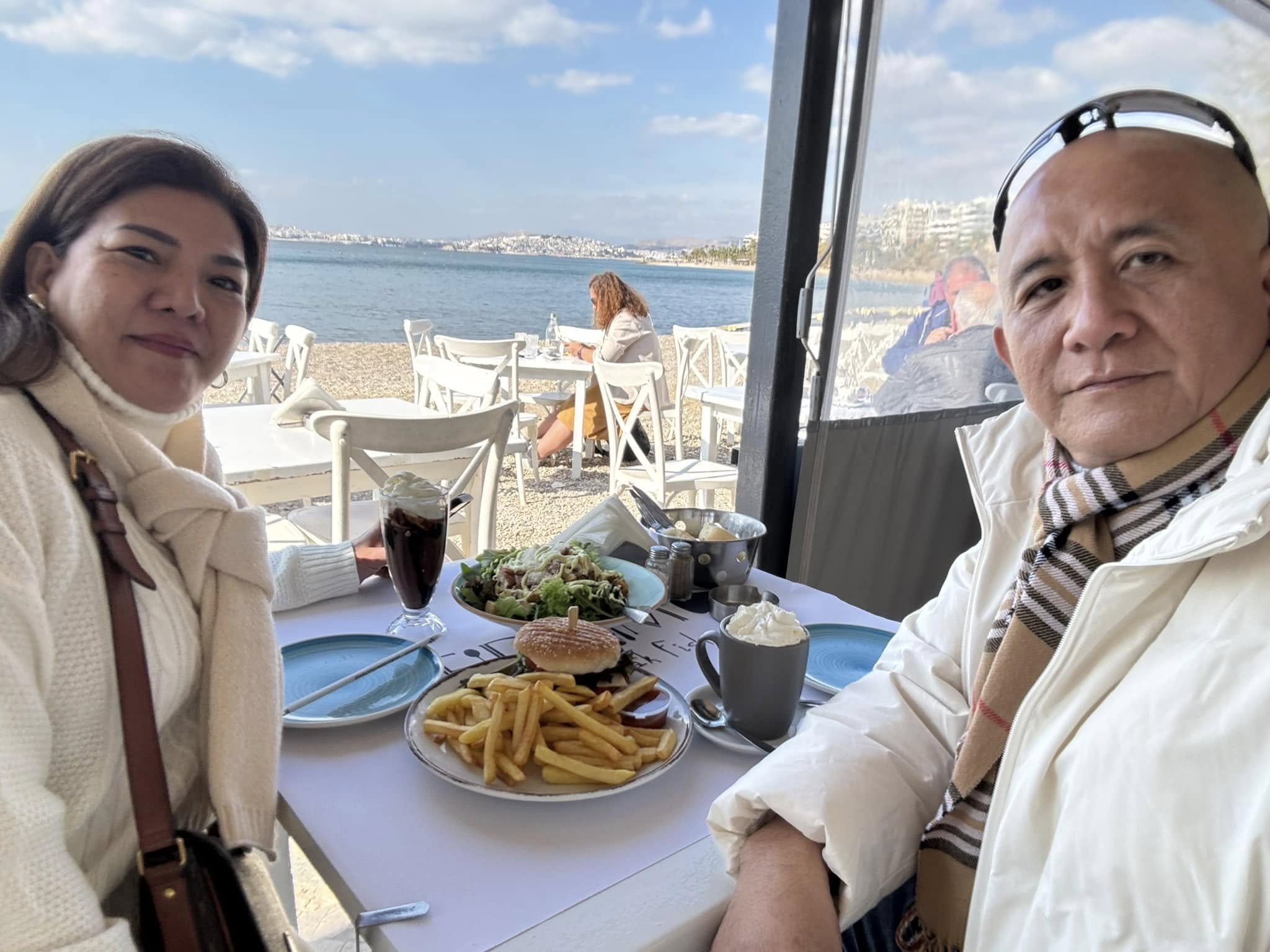 Lunch by the Sea: Our Visit to Edem Café & Restaurant, Greece