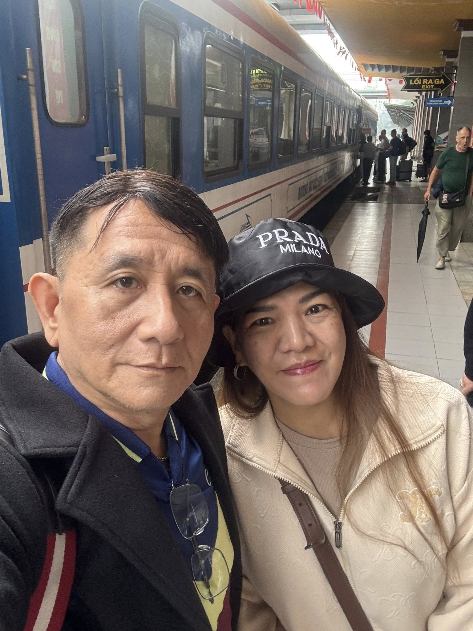 A Journey Through Time: Riding the Vintage Train to Huế and Stopping at the Stunning Lăng Cô Bay